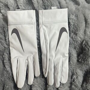 Nike White Gloves with Dark Gray Swoosh